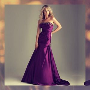 Beautiful gown with beads, new with tags